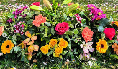 Montage floral pour dessus de cercueil, Vertige Floral, Touvet
