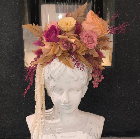 Création de statue avec fleurs stabilisées au Touvet