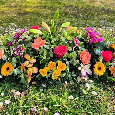 Montage floral pour dessus de cercueil, Vertige Floral, Touvet